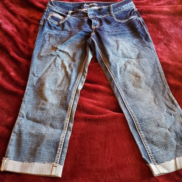 Capris - Picture 2 of 2